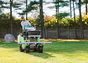 Lawn Squad of Aurora - Aurora, IL Lawn Care Services - Field Work Image