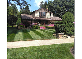 Columbus Lawn Care Services Lawn Squad of Columbus