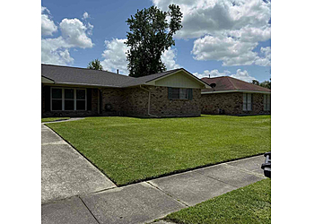 Baton Rouge Lawn Care Services LawnStarter