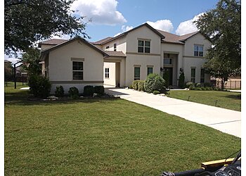 LawnStarter San Antonio San Antonio Lawn Care Services image 1
