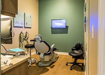 Elk Grove Dentists Lawrence Lau, DMD - MEADOWBROOK FAMILY DENTAL