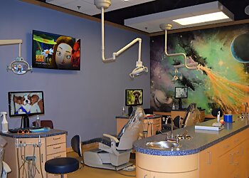 Lakewood Kids Dentists Lawrence Musanje, DDS, PHD - SHINING STARS KIDS DENTISTRY