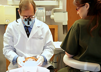 Burbank Dentists Lawrence Toomin, DDS - TOOMIN & BIEBER AESTHETIC COMPREHENSIVE DENTISTRY