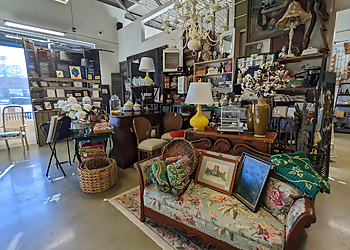 Richmond Gift Shops Lazy Daisy Gift Store