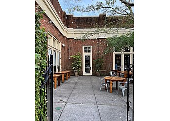 Charleston Italian Restaurants Le Farfalle