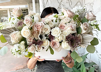 Le Fleur IV - Costa Mesa, CA Florists - Bouquet Image