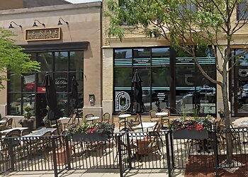 Milwaukee French Restaurants Le Reve Patisserie & Café