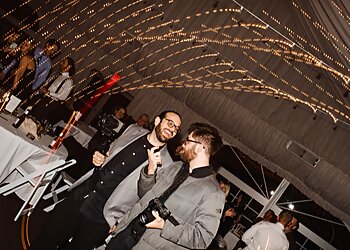 Chicago Videographers Leap Weddings