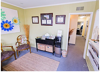 Newport Beach Acupuncture Lee Acupuncture