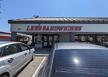 Lee's Sandwiches - Fullerton, CA Sandwich Shops - Restaurant Entrance Image