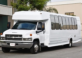 Legacy Limo Olathe Limo Service image 1