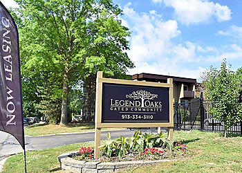 Legend Oaks Gated Community Kansas City Apartments For Rent image 1