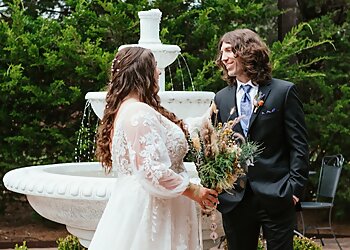 Oklahoma City Wedding Photographers Leia Smethurst Photography, Inc