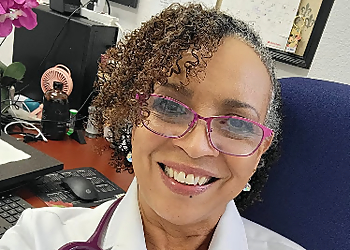 Leita Harris, MD - NURTURING YOU WOMEN'S HEALTH & WELLNESS Leita Harris, MD - Corona, CA Gynecologists - Doctor Portrait Image