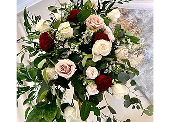 Gilbert Florists Lena's Flowers & Gifts