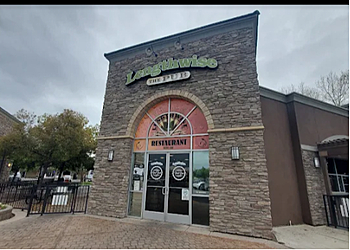 Bakersfield Pubs Lengthwise Brewing Company