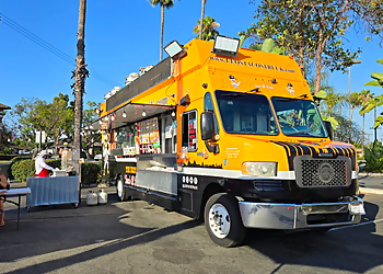 Leo's Tacos Truck Long Beach Food Trucks image 1