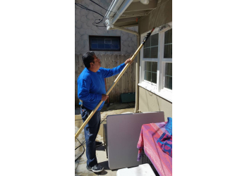 Leo's Window Cleaning Santa Ana Window Cleaners