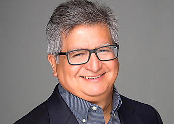 Leroy Pacheco, MD - Albuquerque, NM Rheumatologists - Doctor Portrait Image