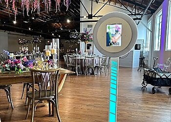 Denver Photo Booth Companies Lets Booth It