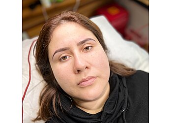 Milwaukee Beauty Salons Levics Salon