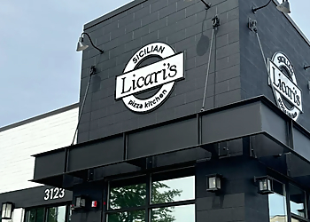 Grand Rapids Pizza Places Licaris Sicilian Pizza Kitchen