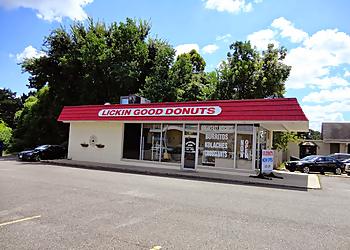 Shreveport Donut Shops Lickin Good Donuts