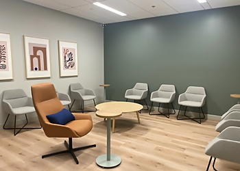 LifeStance Therapists & Psychiatrists Riverside - Riverside, CA Therapists - Waiting Room
