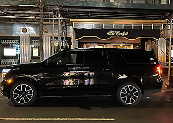 Lightning Limousine & Transportation - Rochester, NY Limo Service - Car Image