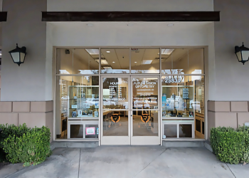 Santa Clarita Pediatric Optometrists Lilia Babakhan, OD - FUTURE VISION OPTOMETRY