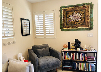 Oceanside Psychologists Linda Comin, Psy.D.