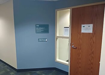 Denver Plastic Surgeon Linda Huang, MD