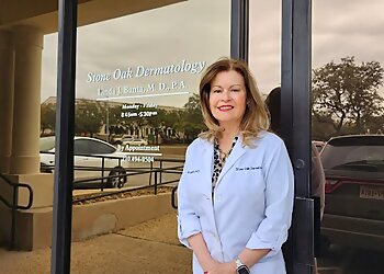 Linda J. Banta, MD, FAAD - STONE OAK DERMATOLOGY San Antonio Dermatologists image 1