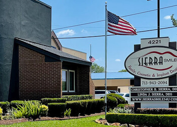 Pasadena Cosmetic Dentists Linda Sierra, DDS - SIERRA SMILES FAMILY, COSMETIC & IMPLANT DENTISTRY