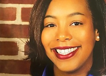 Lisa Barnes, DDS - RIVERVIEW FAMILY DENTISTRY Lisa Barnes, DDS - RIVERVIEW FAMILY DENTISTRY - Newport News, VA Cosmetic Dentists - Doctor Portrait Image