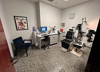 Palmdale Pediatric Optometrists Lisa M. Guan, O.D. - HELM VISION GROUP