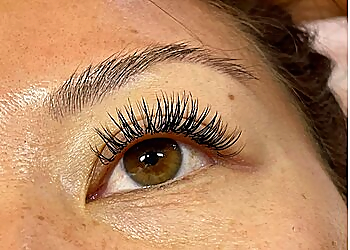 Lisa's Lash - San Francisco, CA Beauty Salons - Service Highlights