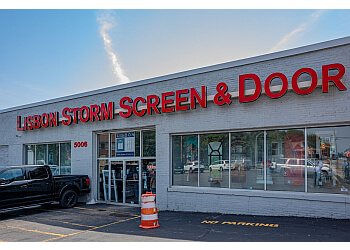 Lisbon Storm, Screen & Door