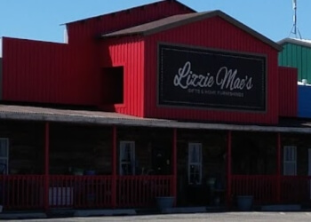Lizzie Mae's