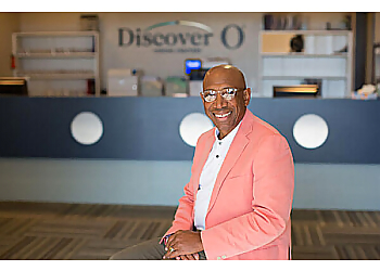 Lloyd T. Dixon, OD - DISCOVER VISION CENTERS Independence Eye Doctors image 1