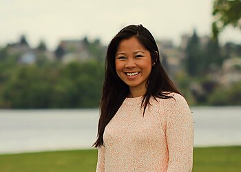 Loan Nguyen, DDS - VILLAGE KIDS DENTISTRY Seattle Kids Dentists image 1