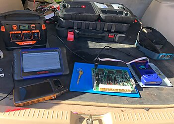 St Louis Locksmiths Locked Out of Car St Louis