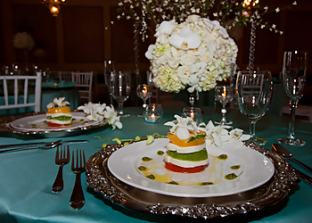 London's Ultimate Catering - Spokane, WA Caterers - Table Setup Image