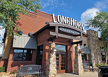 LongHorn Steakhouse Kansas City - Kansas City, KS Steak Houses - Restaurant Exterior Image