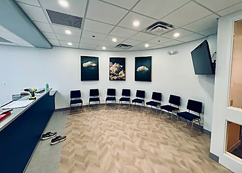 Lonny Nodelman, DPM, FACFAS - Alexandria, VA Podiatrists - Waiting Room