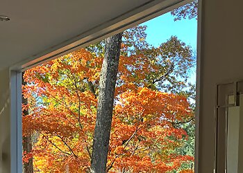 Stamford Window Cleaners Look Outside Window & Exterior Cleaning