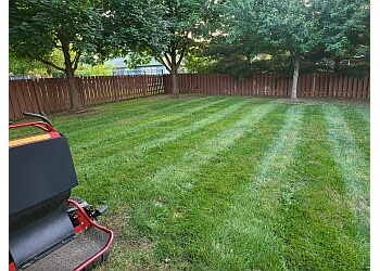 Kansas City Lawn Care Services Lopez & Dolo Lawn Care LLC