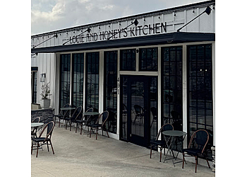 Louie and Honey's Kitchen Louie and Honey's Kitchen - Winston Salem, NC Cakes - Restaurant Exterior Image