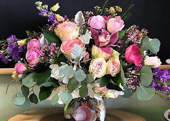 Huntington Beach Florists Love N' Bloom Flower Shop