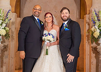 Houston Wedding Officiants Love the One You're With